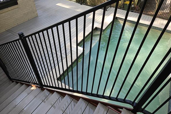 stairs-balustrades-1220A194C2-B4EA-C854-6EF4-D629709E45D9.jpg
