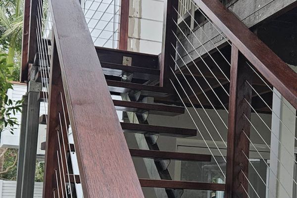 stairs-balustrades-1C8CA6B9B-DF36-16D7-1513-EF618AE15F2F.jpg