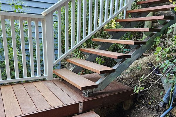 stairs-balustrades-22D19FD9EE-D9E0-1531-4357-C0A4EE80C992.jpg