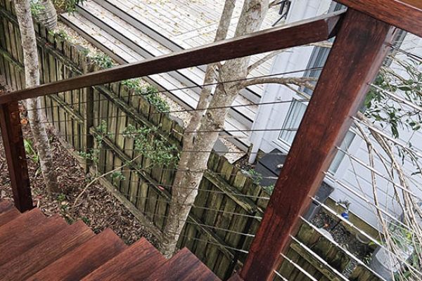 stairs-balustrades-610DD1C2D7-00FE-04EF-4F06-6AEE2E0D2C6E.jpg