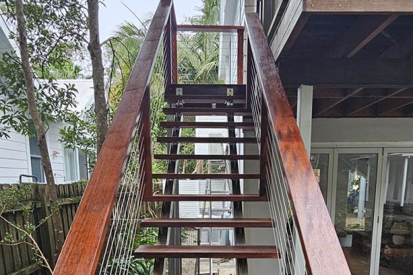 stairs-balustrades-7081D9871C-9A9F-5109-9CF8-0DC9FBE9DBB1.jpg