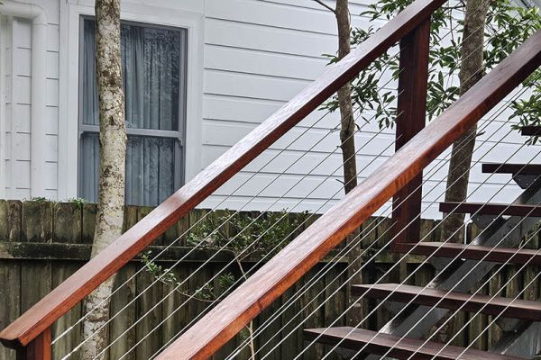 stairs-balustrades-74A19B3C57-C467-A5E3-857B-0B560CC585B8.jpg