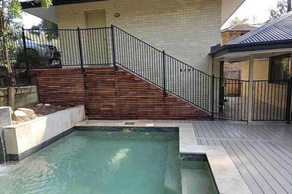stairs-balustrades-994AF8F92-489B-70DE-9440-DDA4D3413D4B.jpg